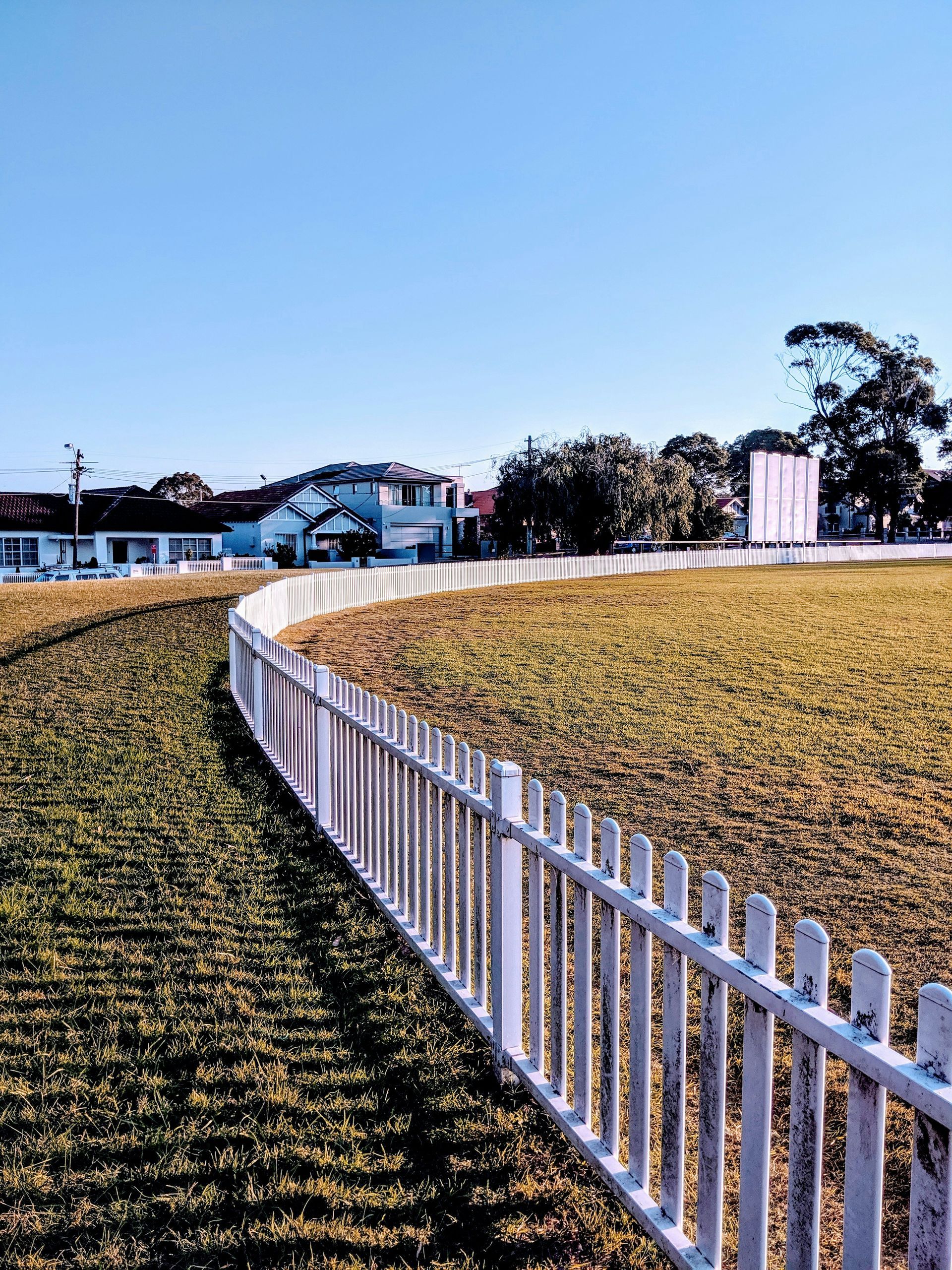legrand-fence-contractors-image