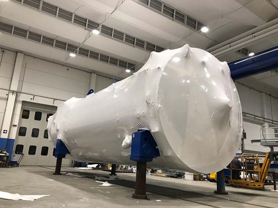 Coperture in termoretraibile per serbatoio