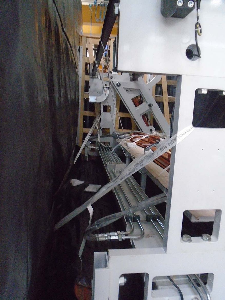 assistenza container steel floor
