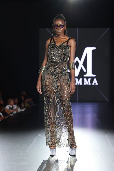 Striking a Pose at New York Fashion Week, September 2023 – This stunning look for Vogue features the incredible Diana Mupereri, showcasing a bold and artistic makeup design that captures the essence of high fashion. A perfect blend of creativity and elegance on the runway.