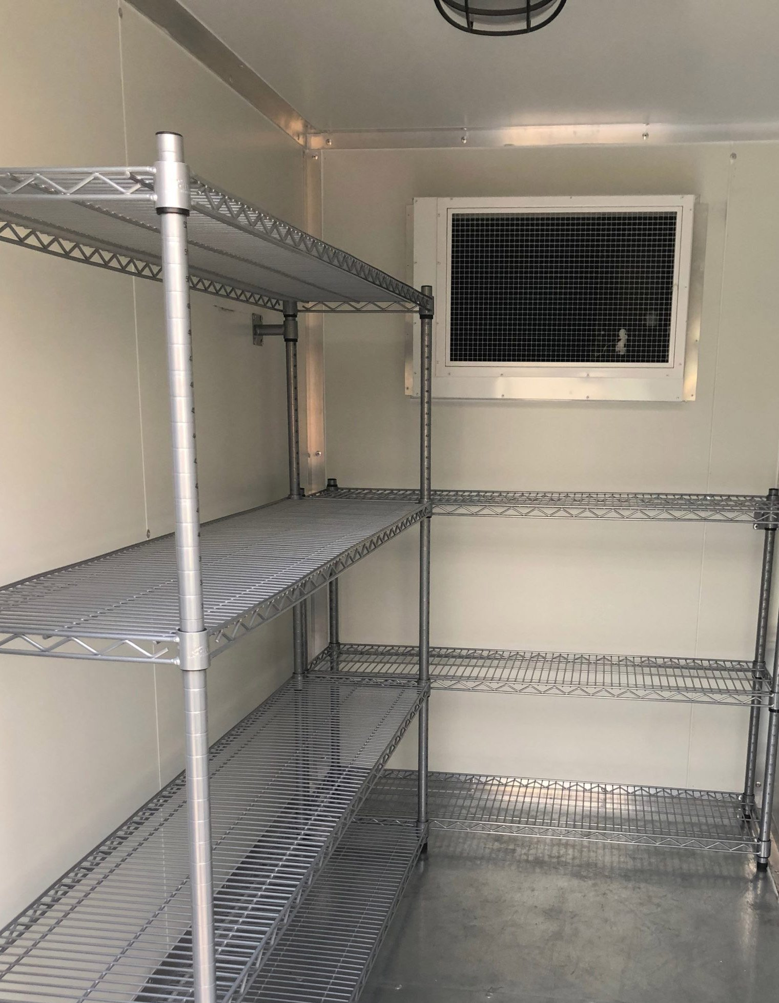Coolroom shelving options wihtin Redi Cool Room hire an d rentals