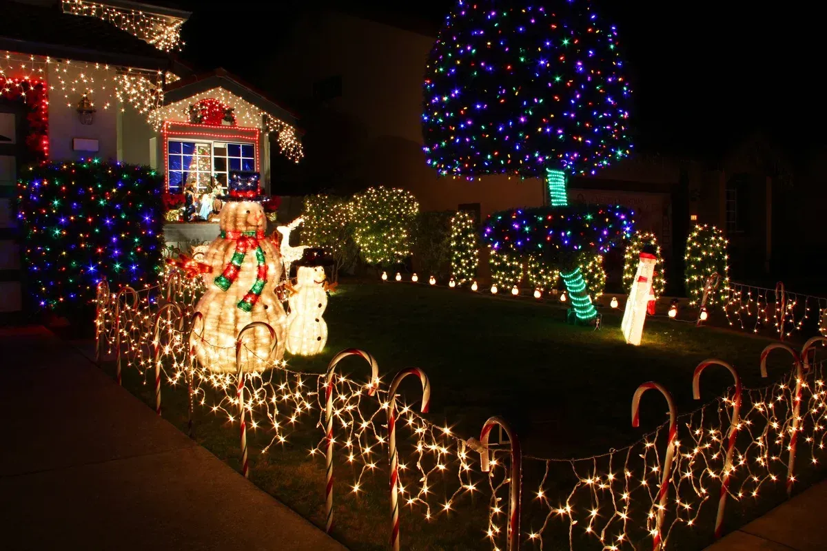holiday light installation services in springdale ar