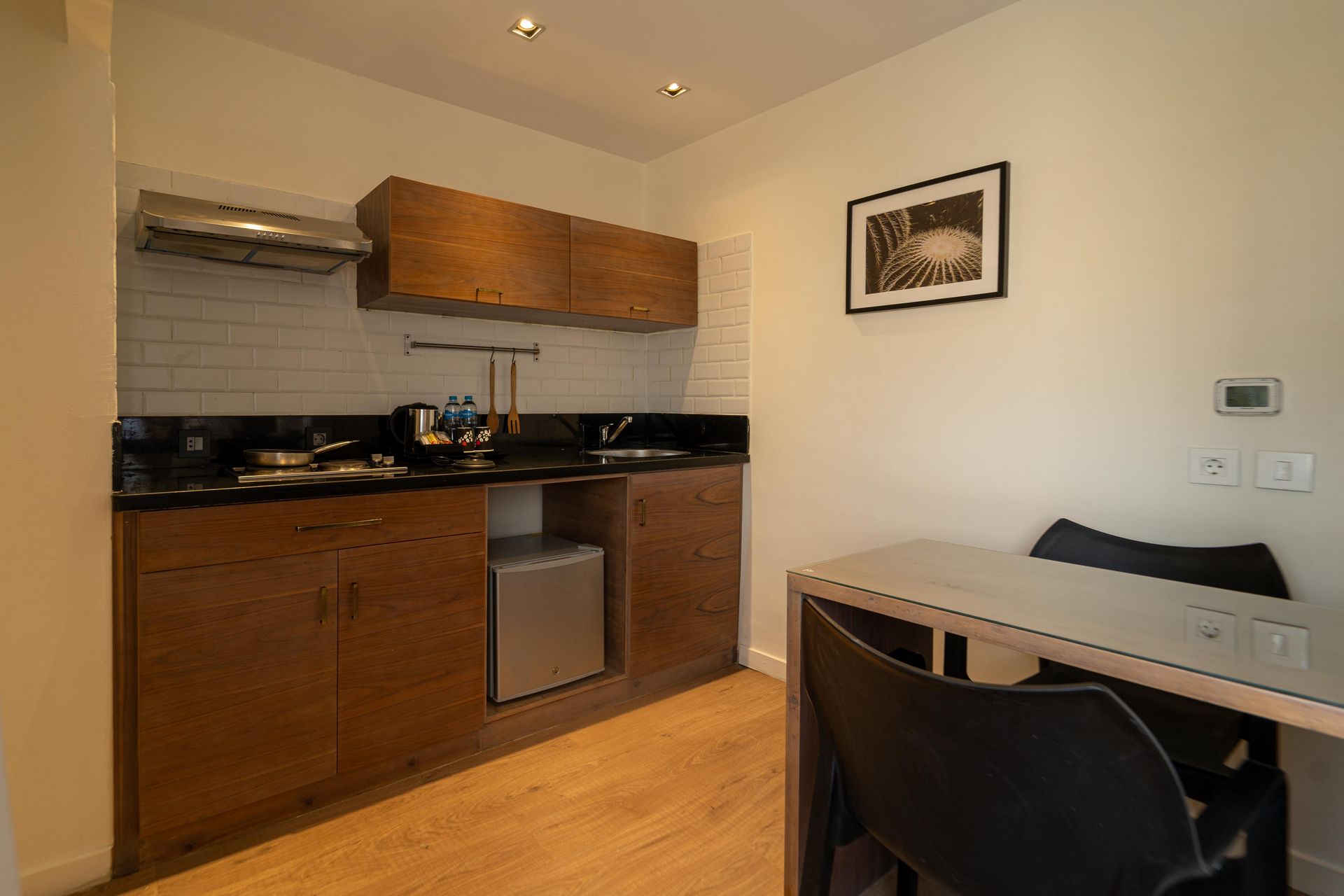 Deluxe Studio with Kitchenet