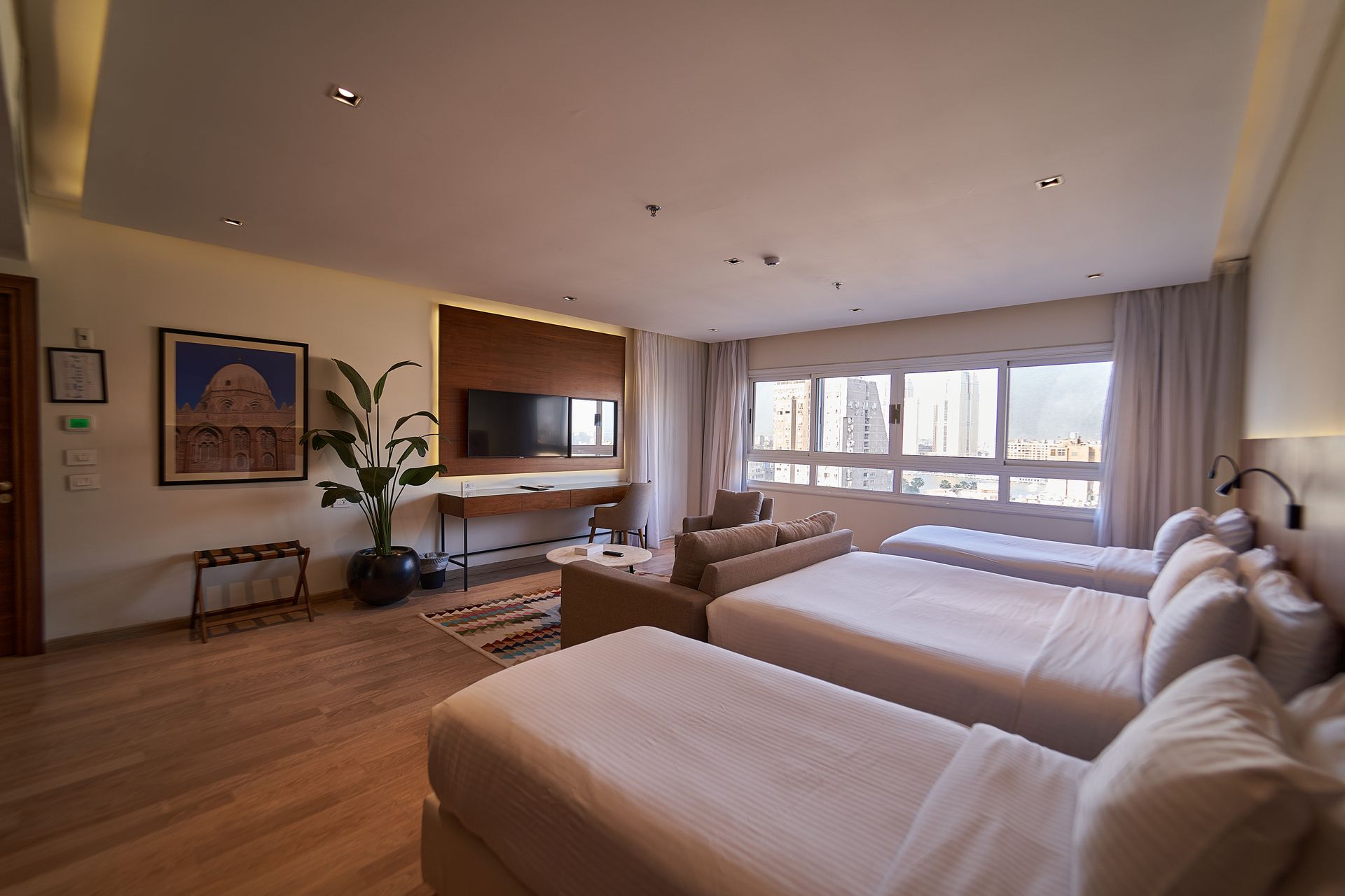 Deluxe Family Room