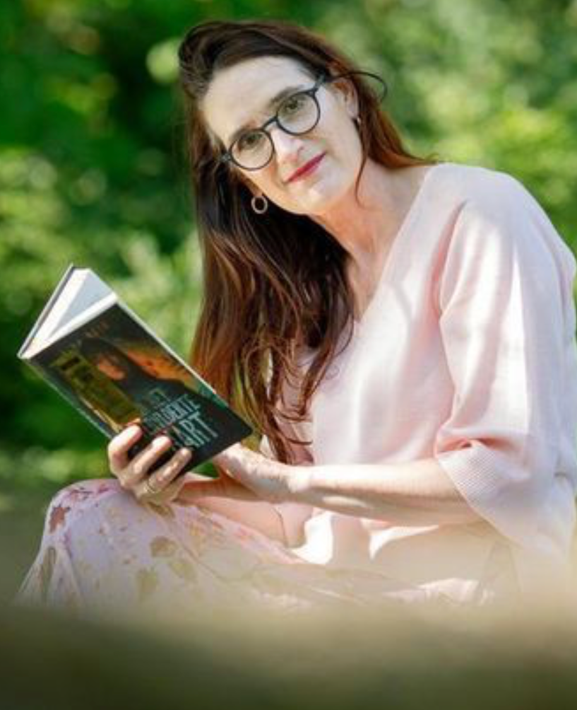 Dorine Holman