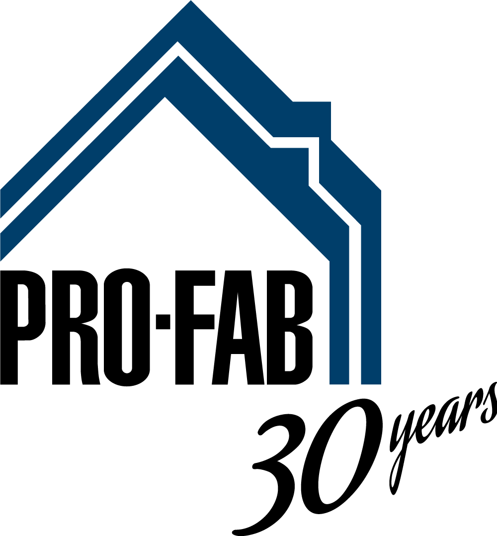 Logo pour Pro-Fab : contour de maison bleue sur texte noir « PRO-FAB » avec « 30 ans » en dessous.