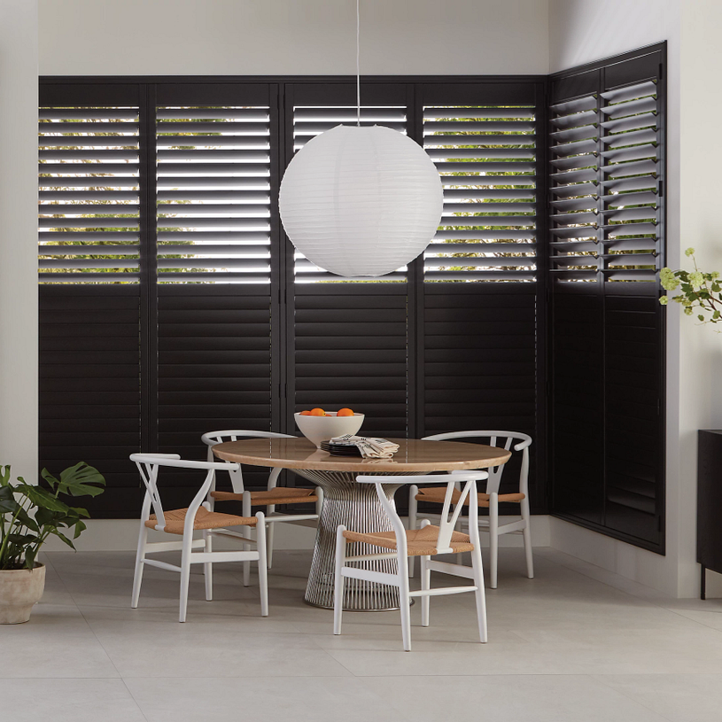 Hunter Douglas Heritance® Wood Shutters