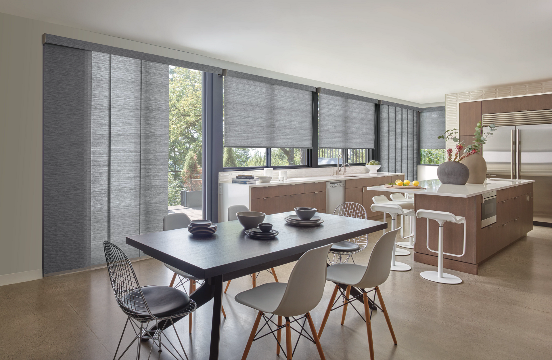 Hunter Douglas Skyline® Panel-Track Binds near Burlingame, Los Altos, Menlo Park, & San Carlos, CA.