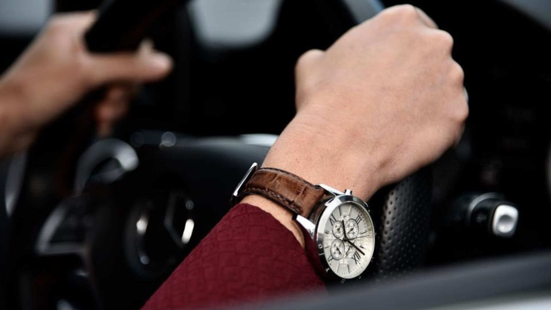 Are you a flexible worker in the UK thinking through your travel options? Discover 5 benefits of car rental.
