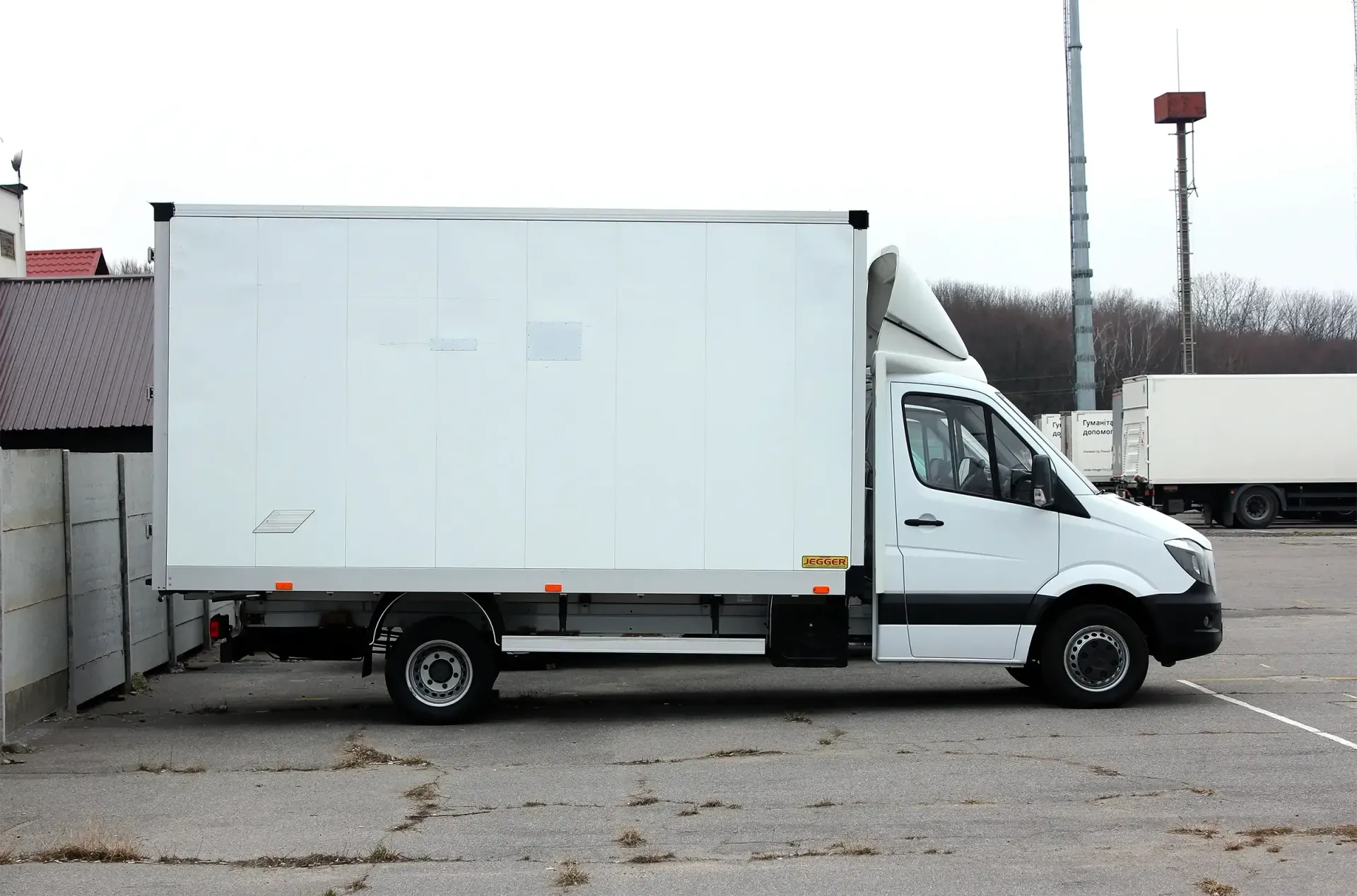 Browse Luton vans