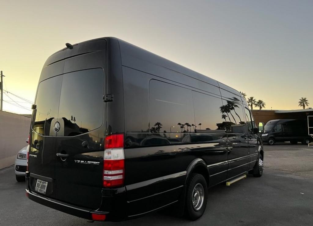 Mercedes Sprinter Exterior