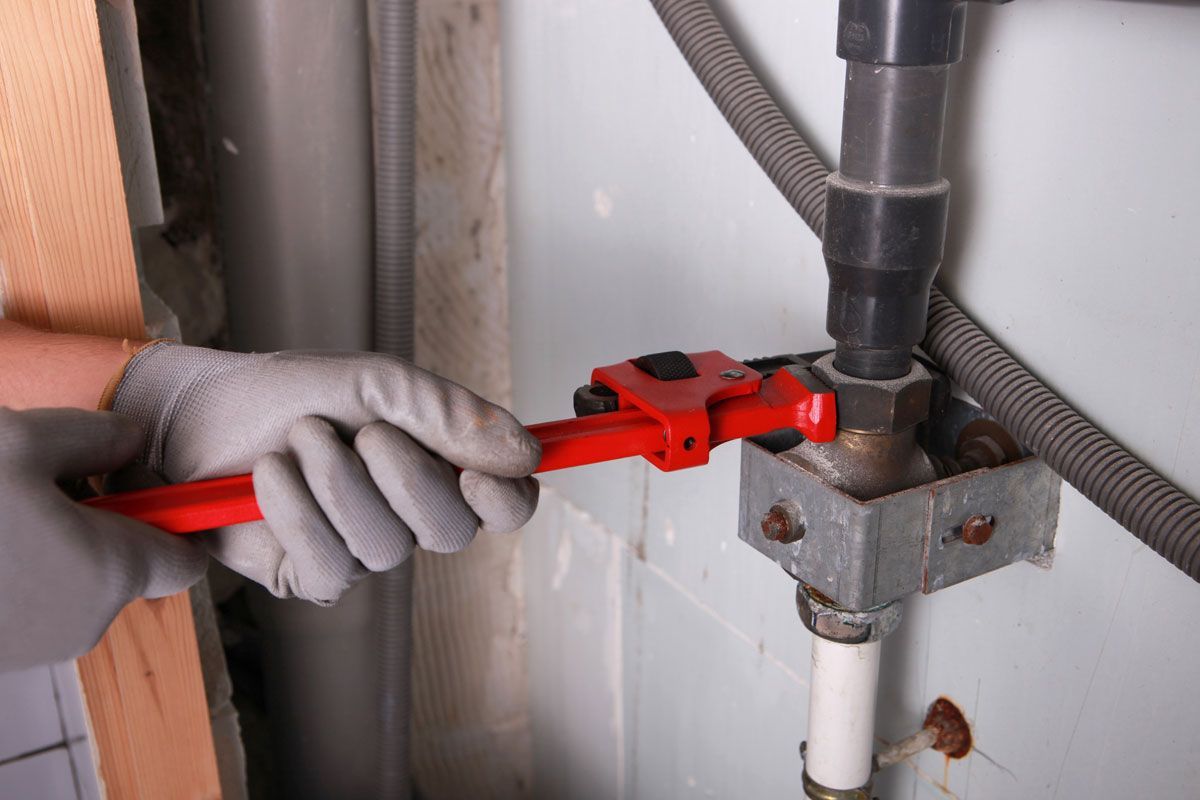 Plumbing: Repair Or Replace Plumbing: Repair Or Replace