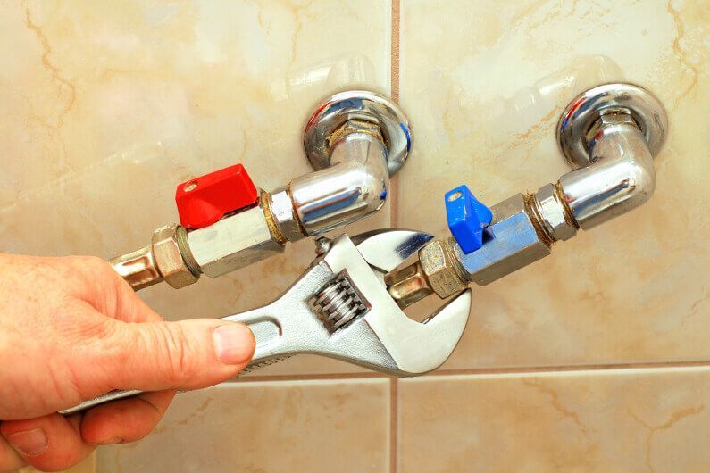 Top-10 Reasons To Avoid DIY Plumbing