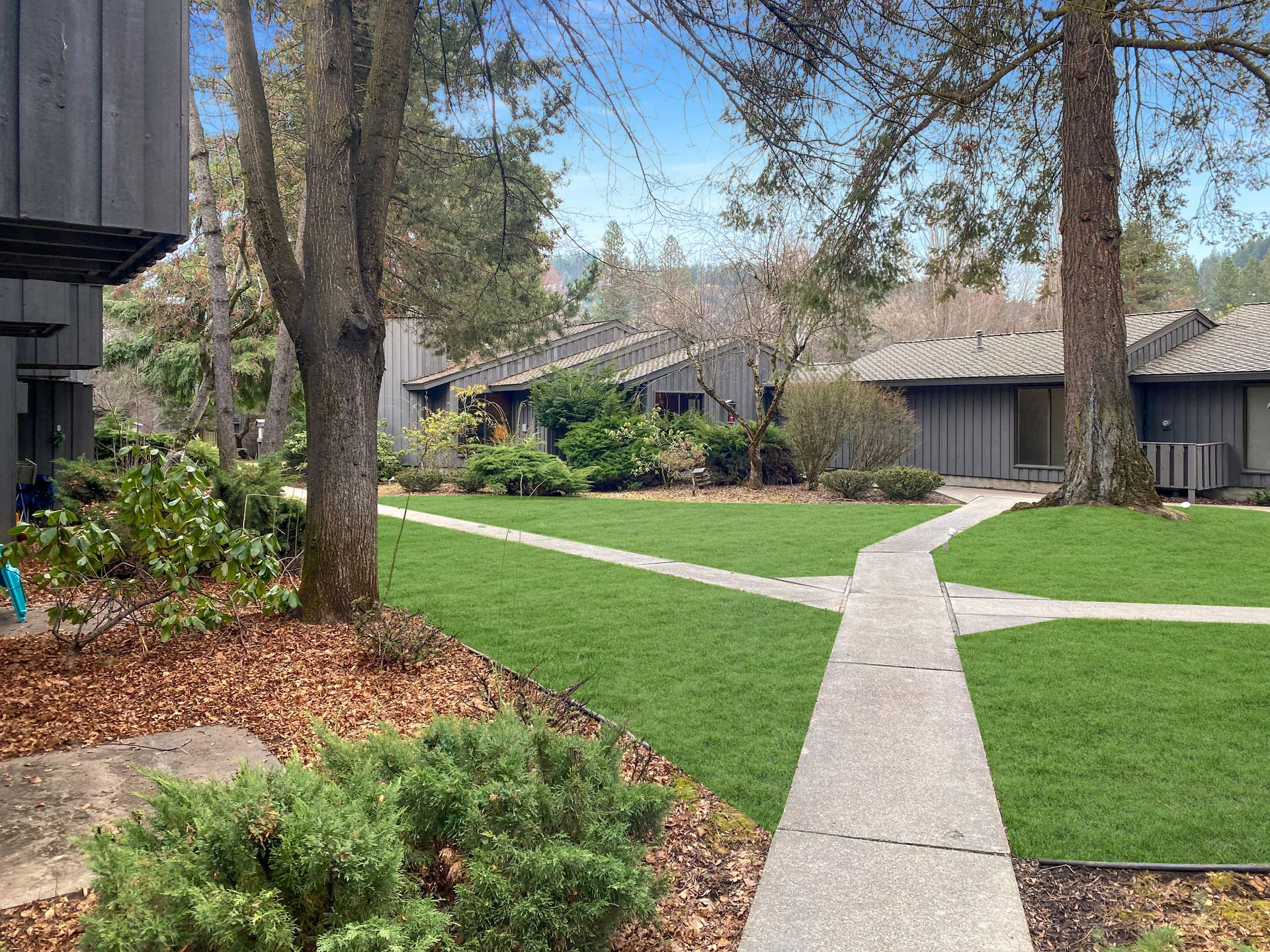 lake villa walkway 2