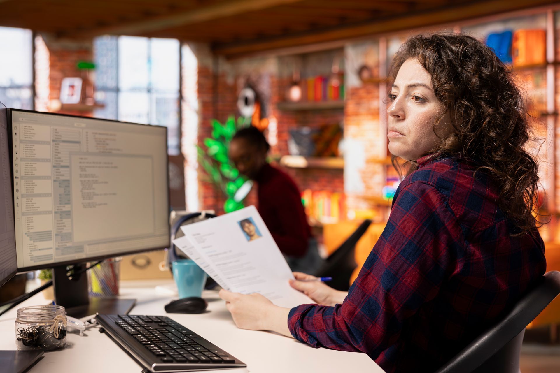 Jobseeker checking whether an online vacancy is genuine