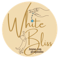 Logotipo de joyería White Bliss sobre un círculo beige con manos, rosario y el contorno de un perro pequeño;