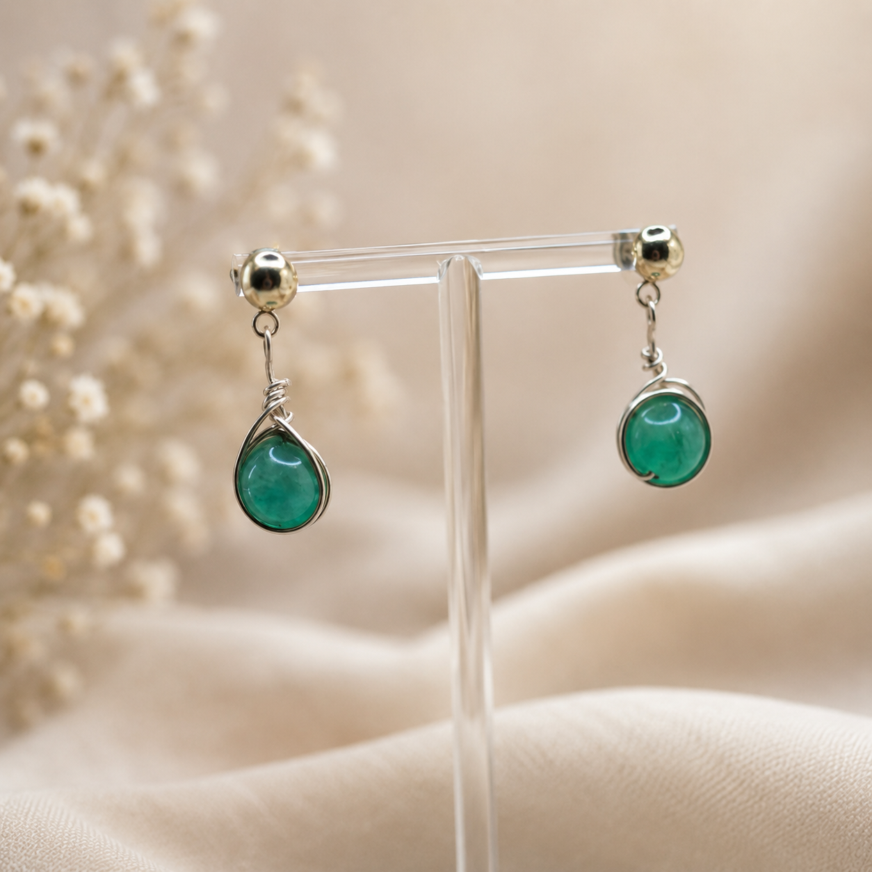 ARETES DE JADE