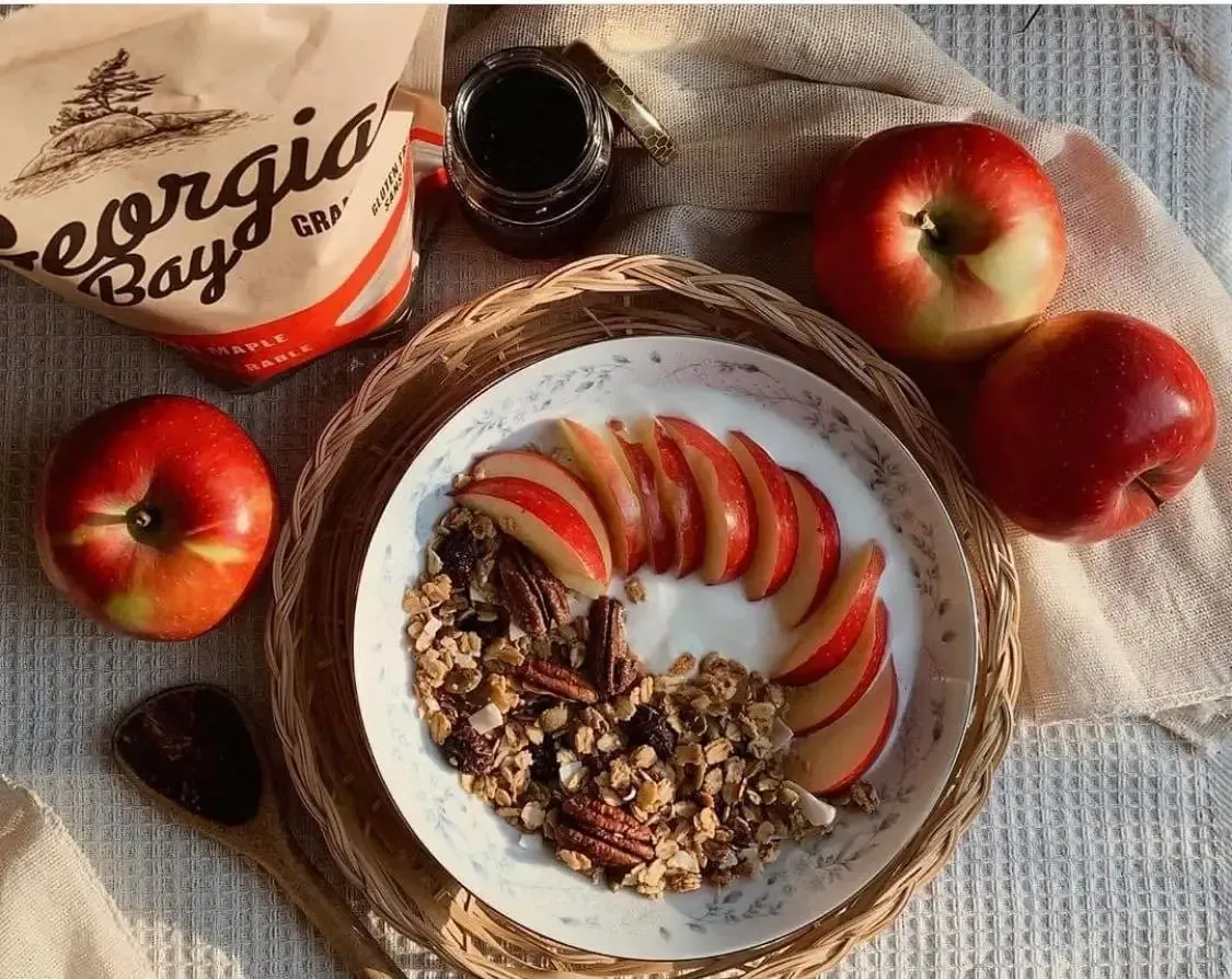 georgian bay granola on yogurt with apples