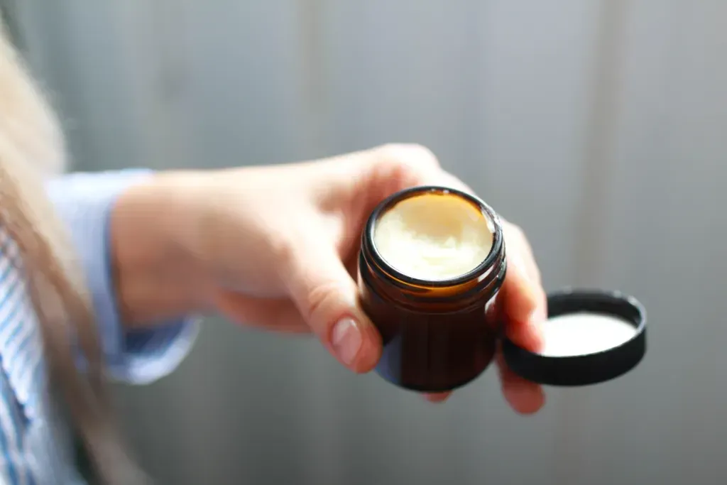 diy moisturizing lip balm