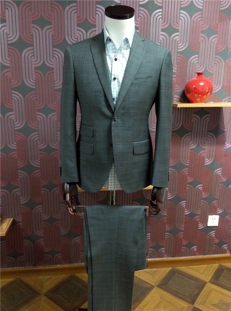 Suit