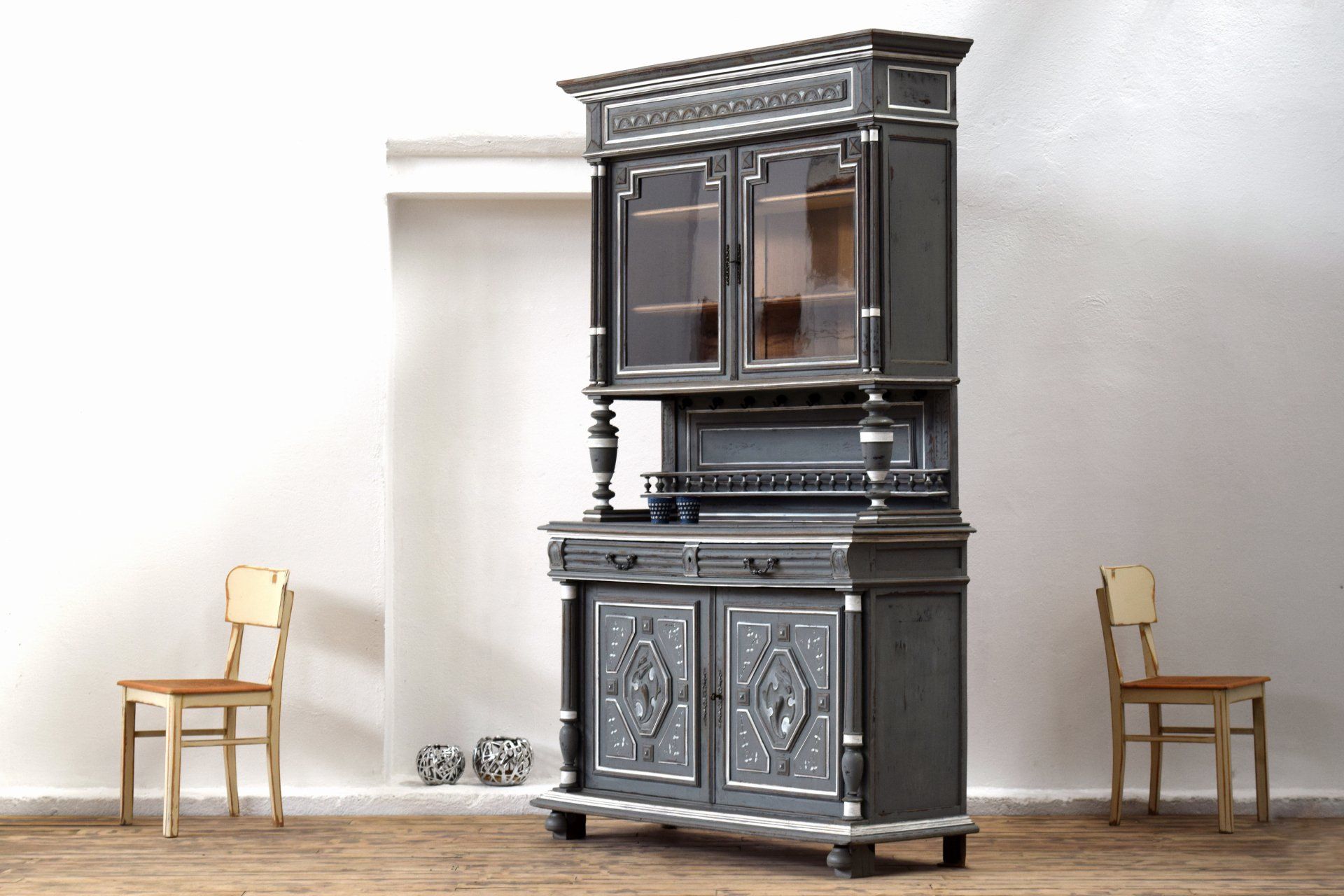 Französischer Buffetschrank Landhausstil Alt Antik Vintage Holz Hochzeitschrank Nussbaum blau