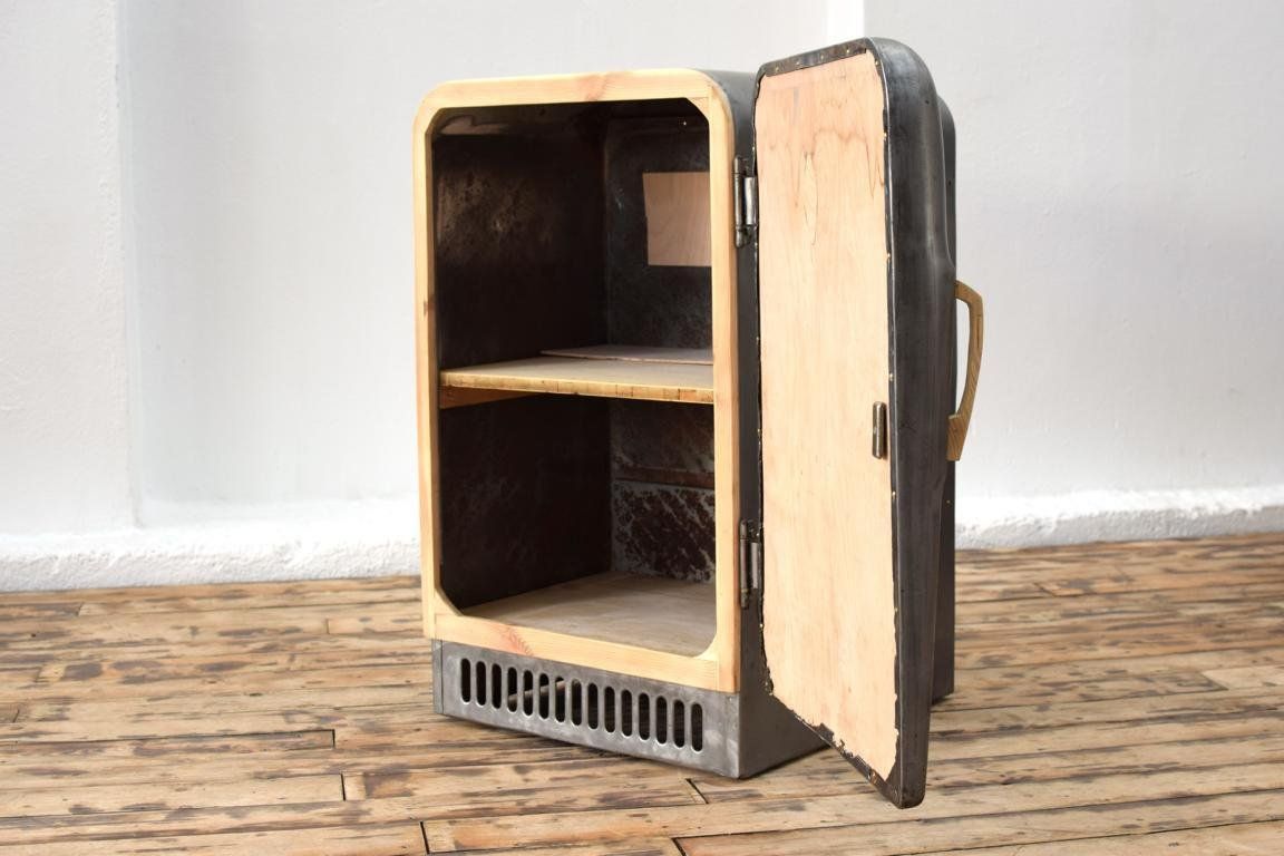 geöffneter DDR Kristall Kühlschrank Barschrank Antik