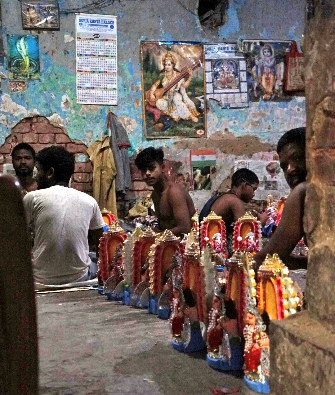 bemalte gemalte Figuren in kalkutta