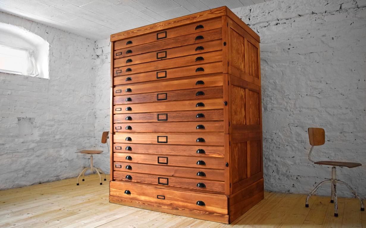 Antiker Planschrank A0 aus Holz