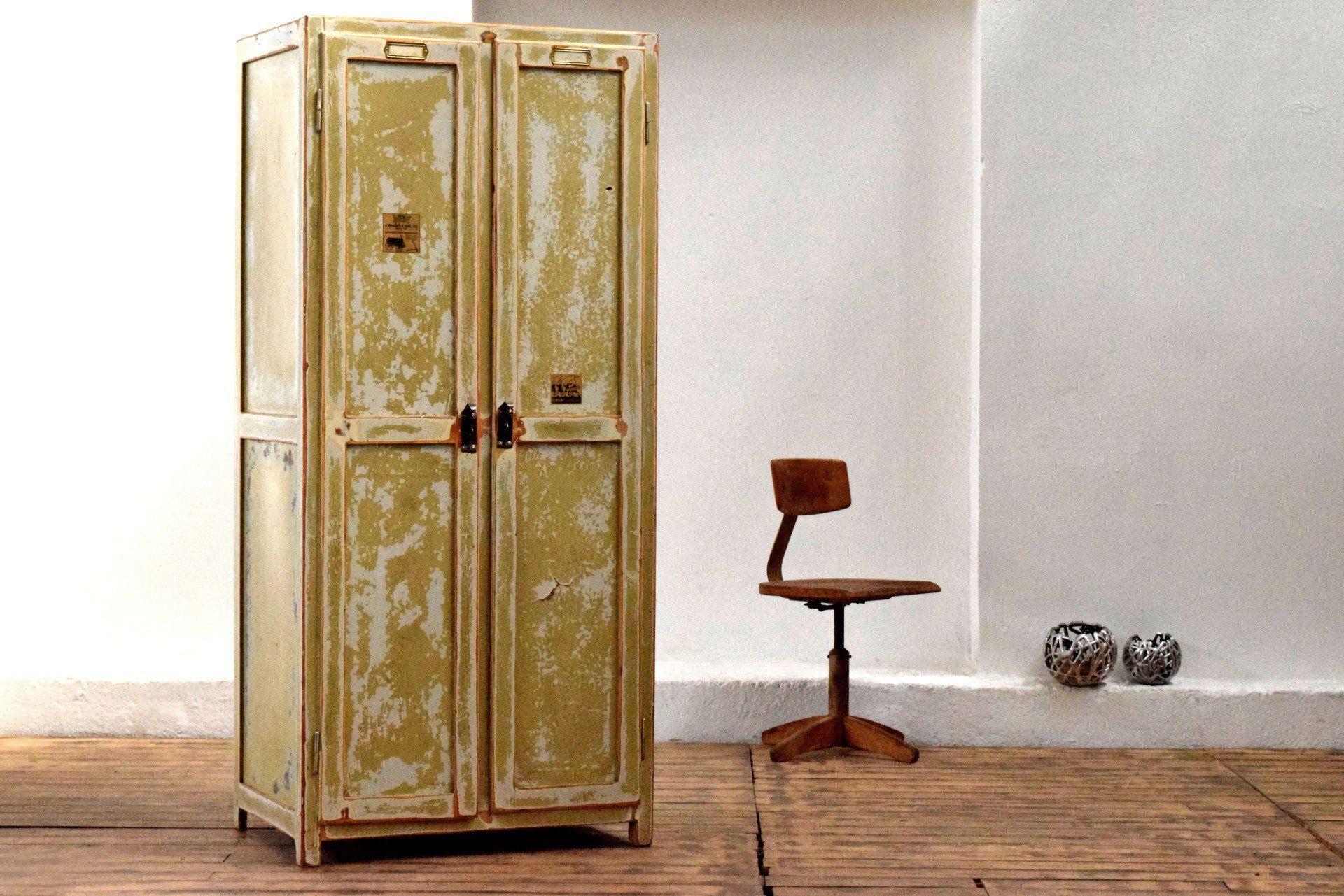 2er Doppel- Spind Holz Antik Vintage Alt Shabby Fabrik Loft Bauhaus