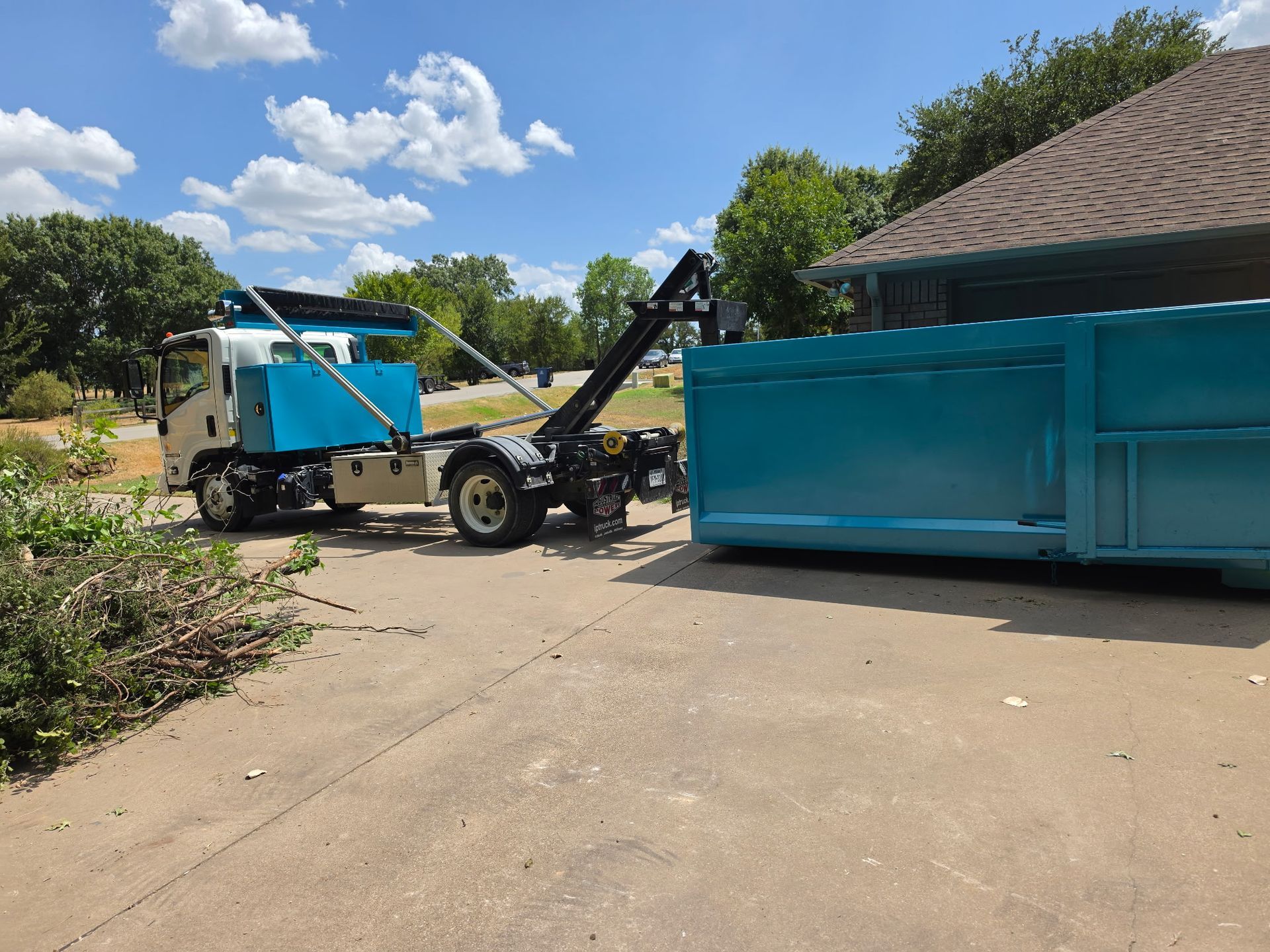 Bright Roll Off dumpster rental in Ferris Texas