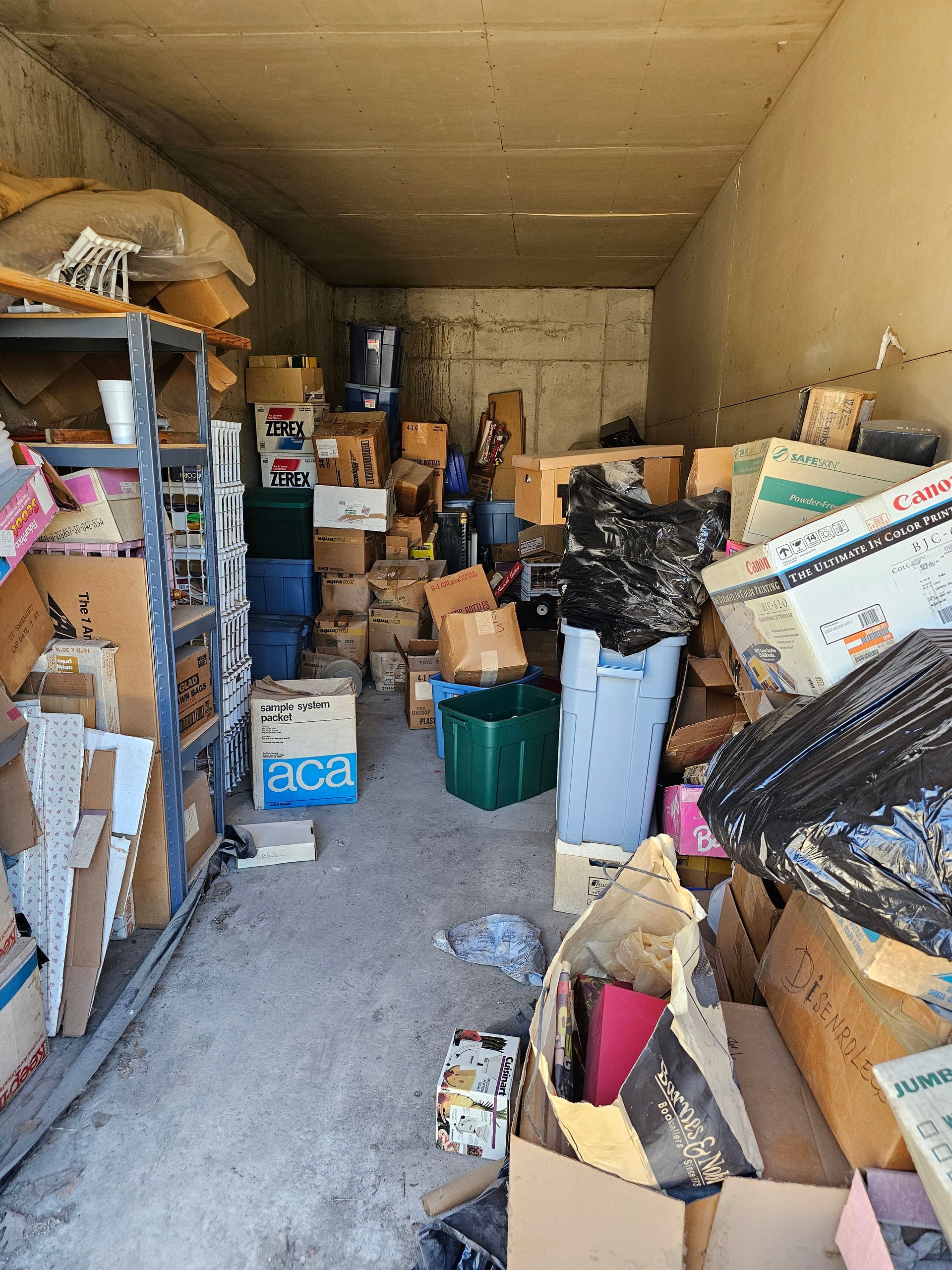 Storage Unit Cleanout in Chicago, IL