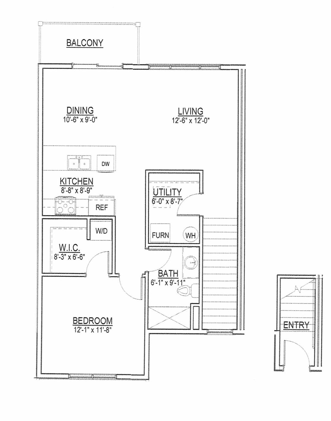 Black-and-white floor plan with labeled rooms and a small inset layout on the right.