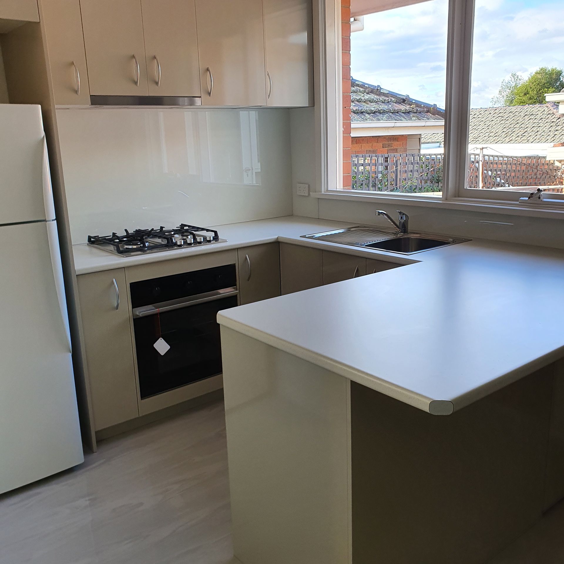Renovated Kitchen — Mezcon Renovations & Maintenance in Heidelberg, VIC