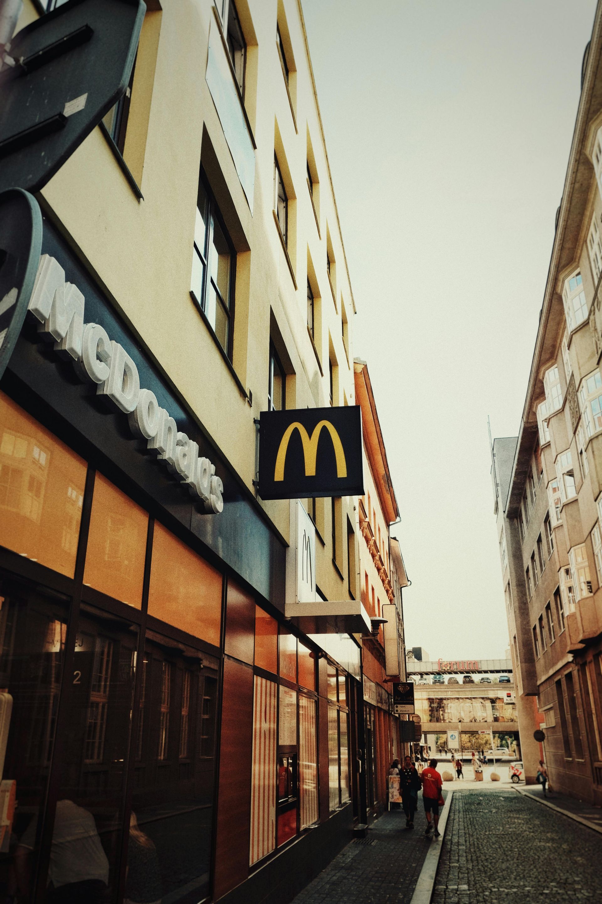 mcdonalds sign in city