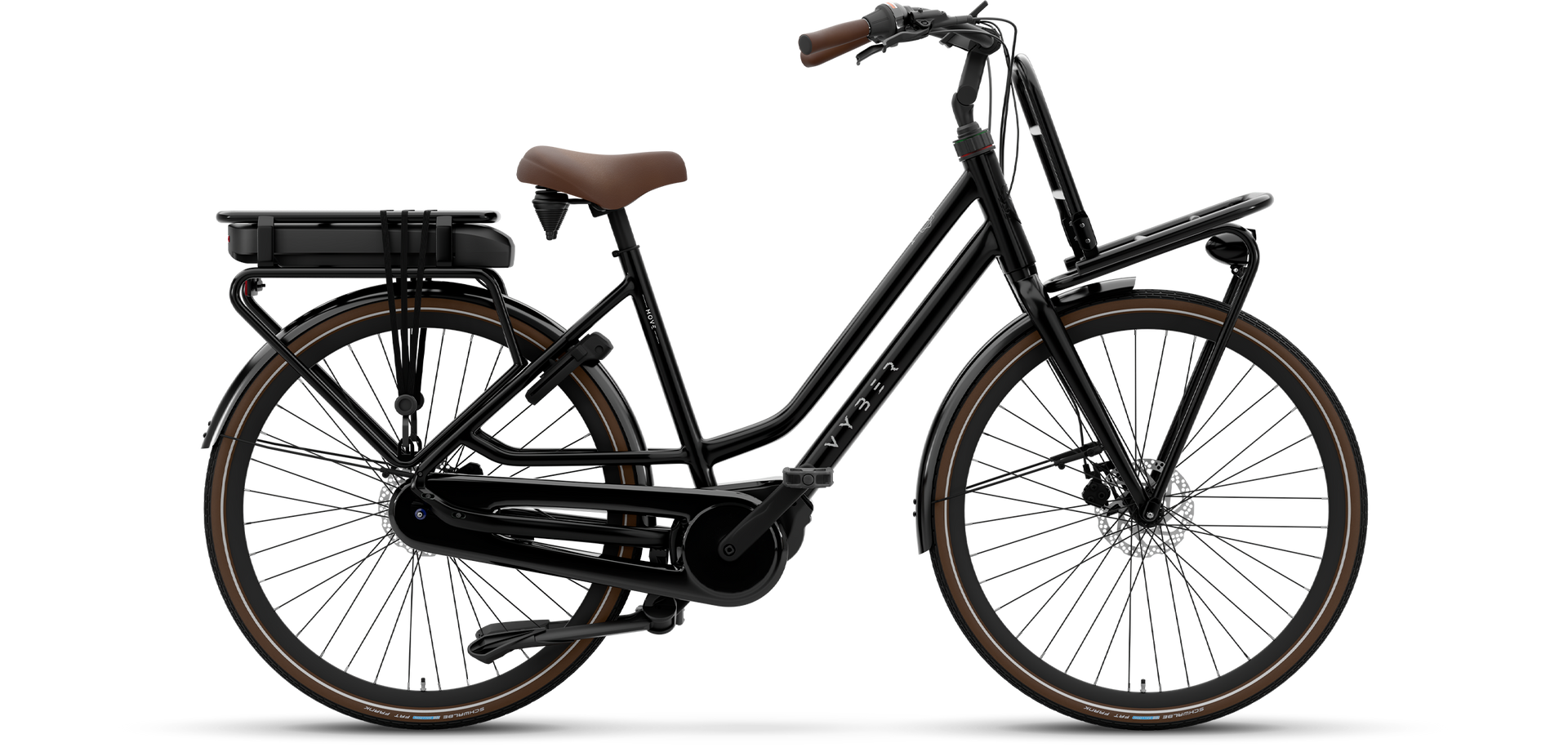 Zwarte elektrische fiets met bruin zadel, stuur en banden. Voorzien van een bagagedrager aan de voorzijde en een accu aan de achterzijde.