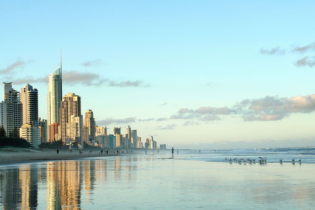 Visiting from Interstate or Overseas | Dr Agolley Orthopaedic Surgeon