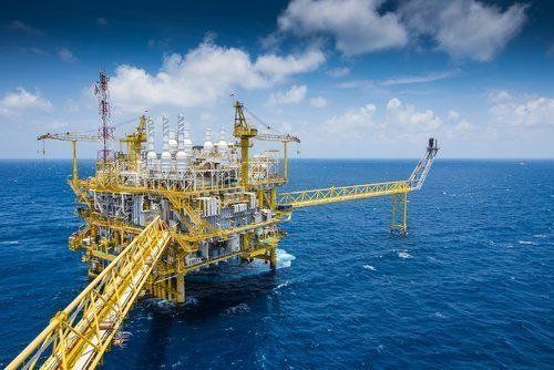 piattaforma per industria petrolifera