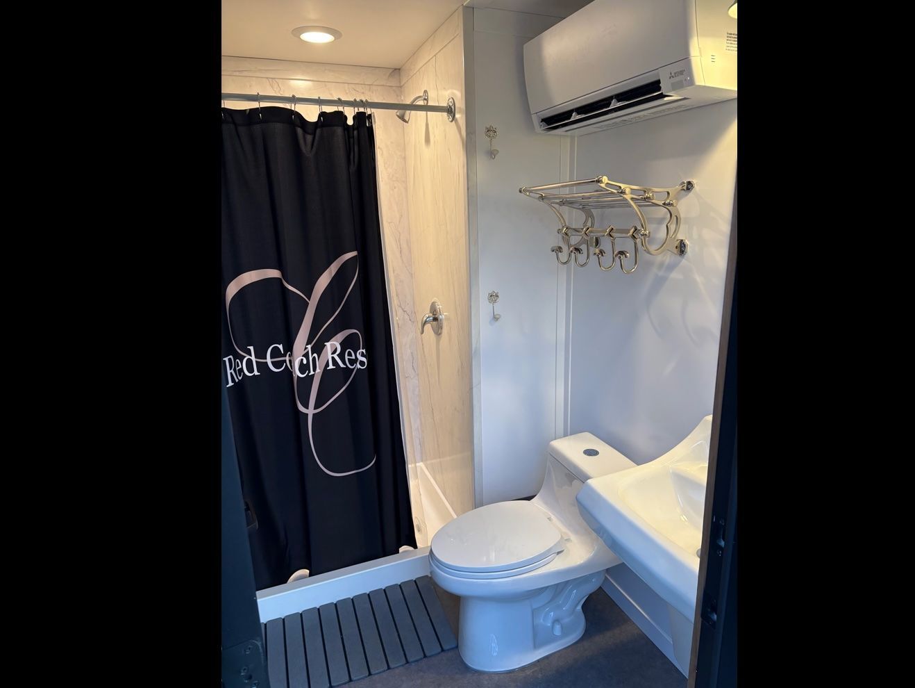 Red Coach Shower suite One