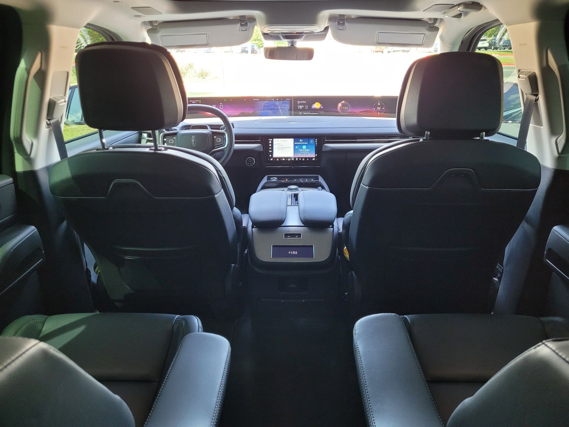 Lincoln Navigator Interior