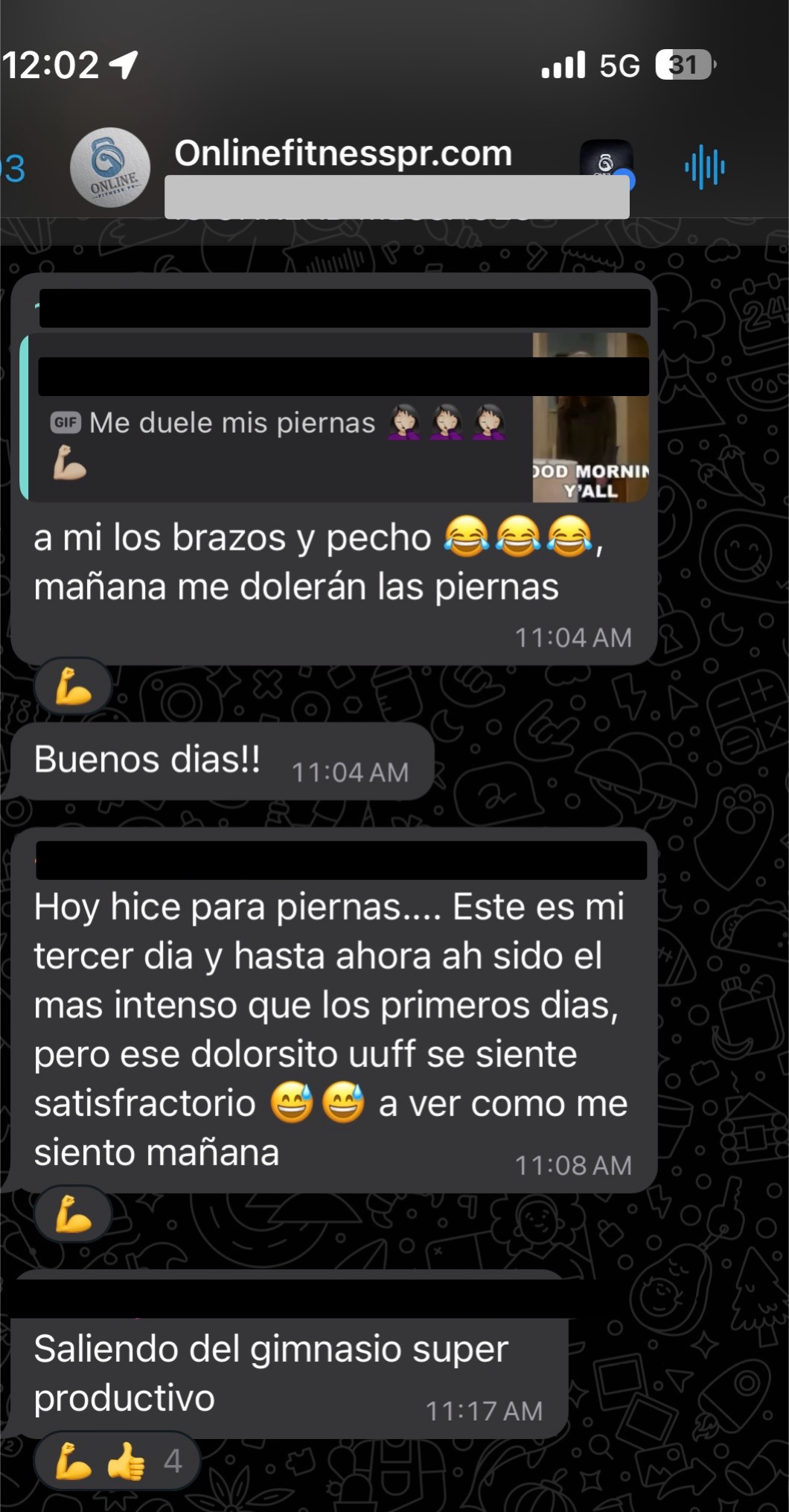 Dark-mode phone chat screenshot showing Spanish messages and a small video thumbnail at the top.