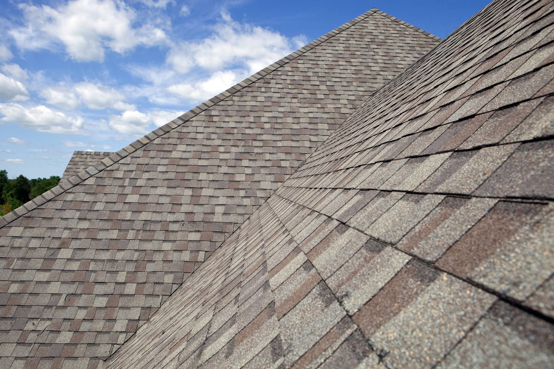 Close Up of a Roof — Rochester, MN  — Joe Tlougan Roofing Inc.