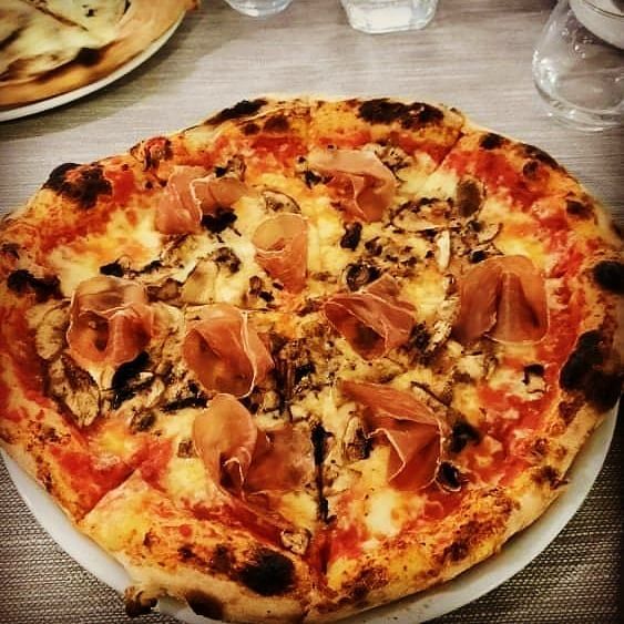 Pizza 6