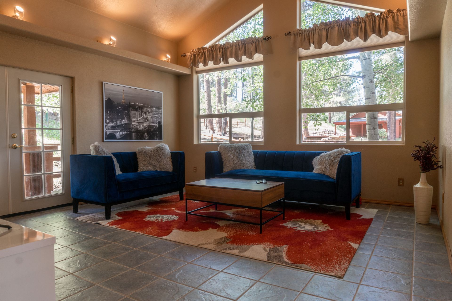 Real estate interior photography of a living room in Durango, Colorado by Aelpha Collective