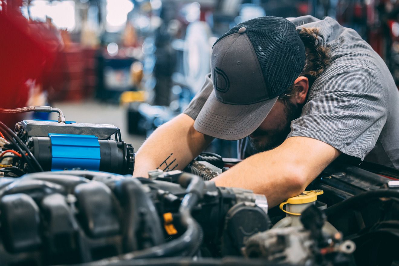 working-in-the-shop-on-4x4-14.jpg