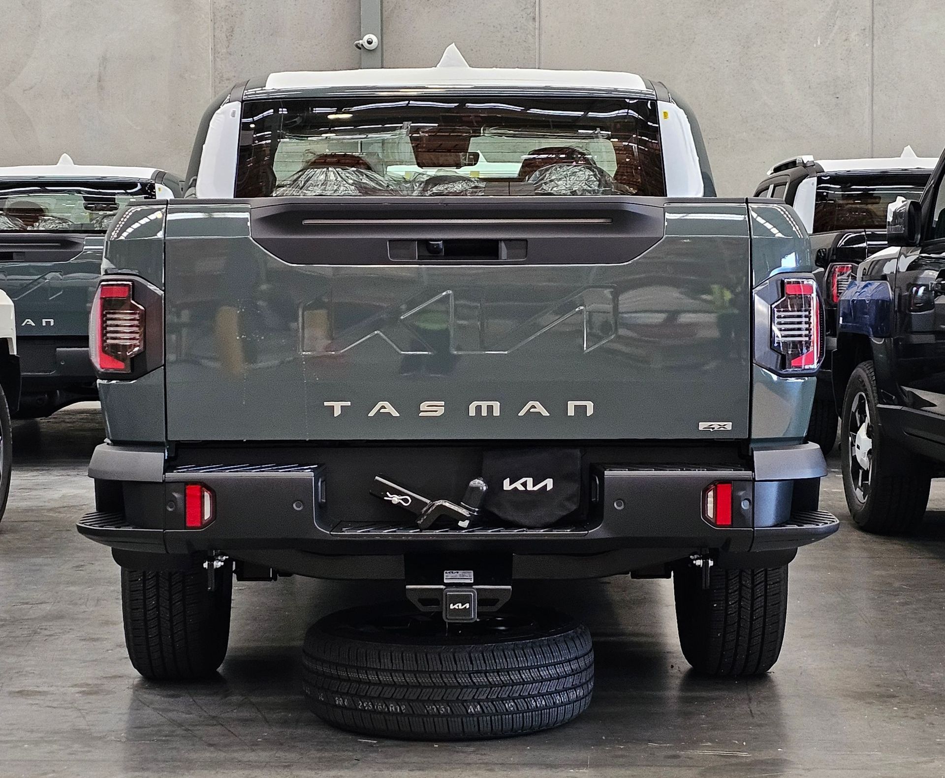 Kia Tasman with MAXIM towbar