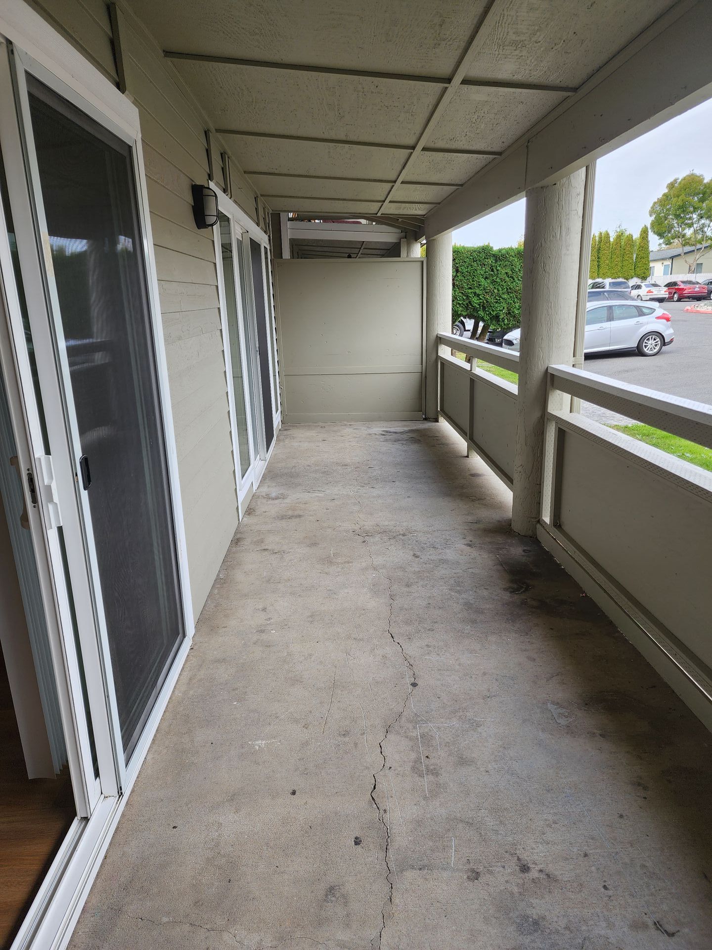 balcony