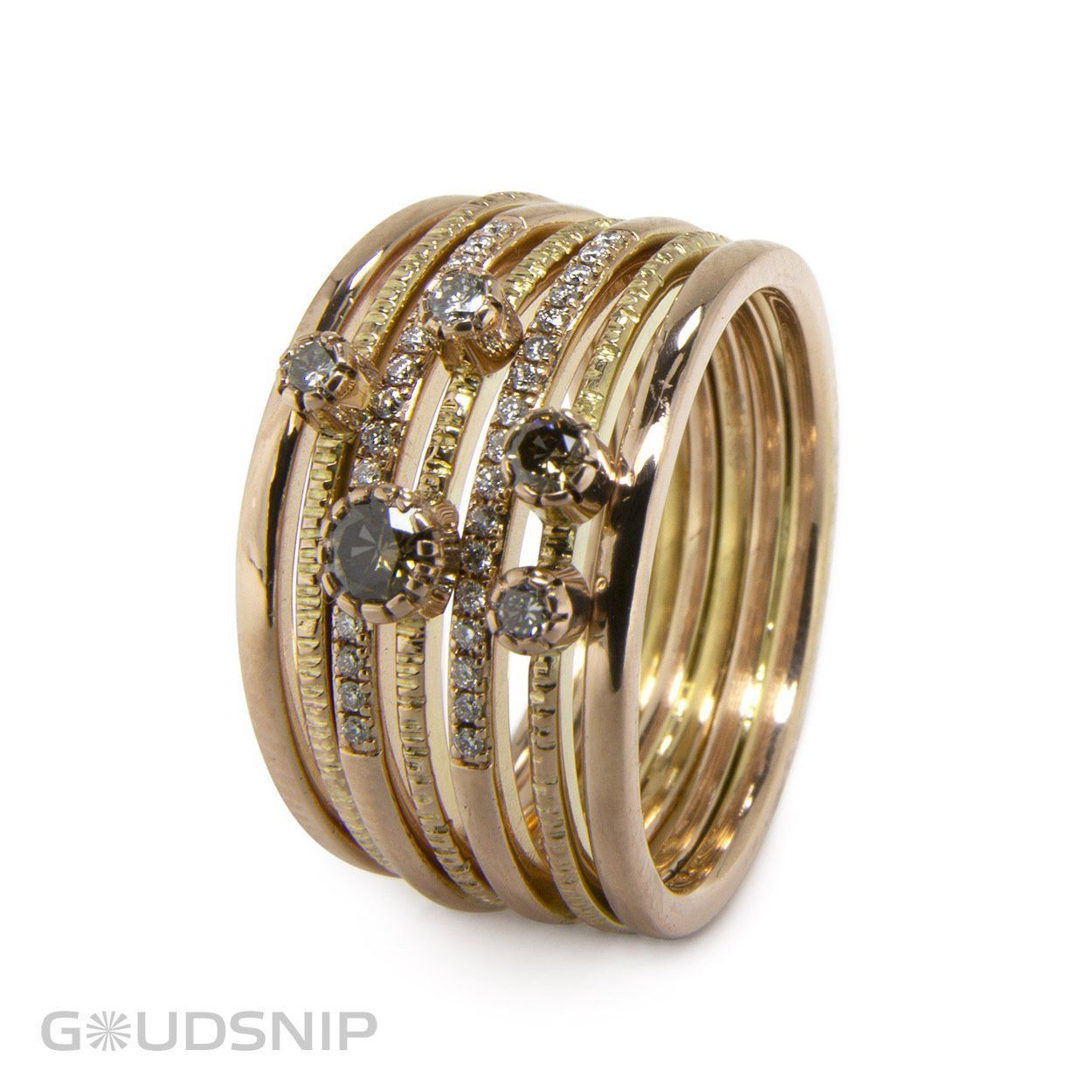 Rosé gouden ring met diamanten