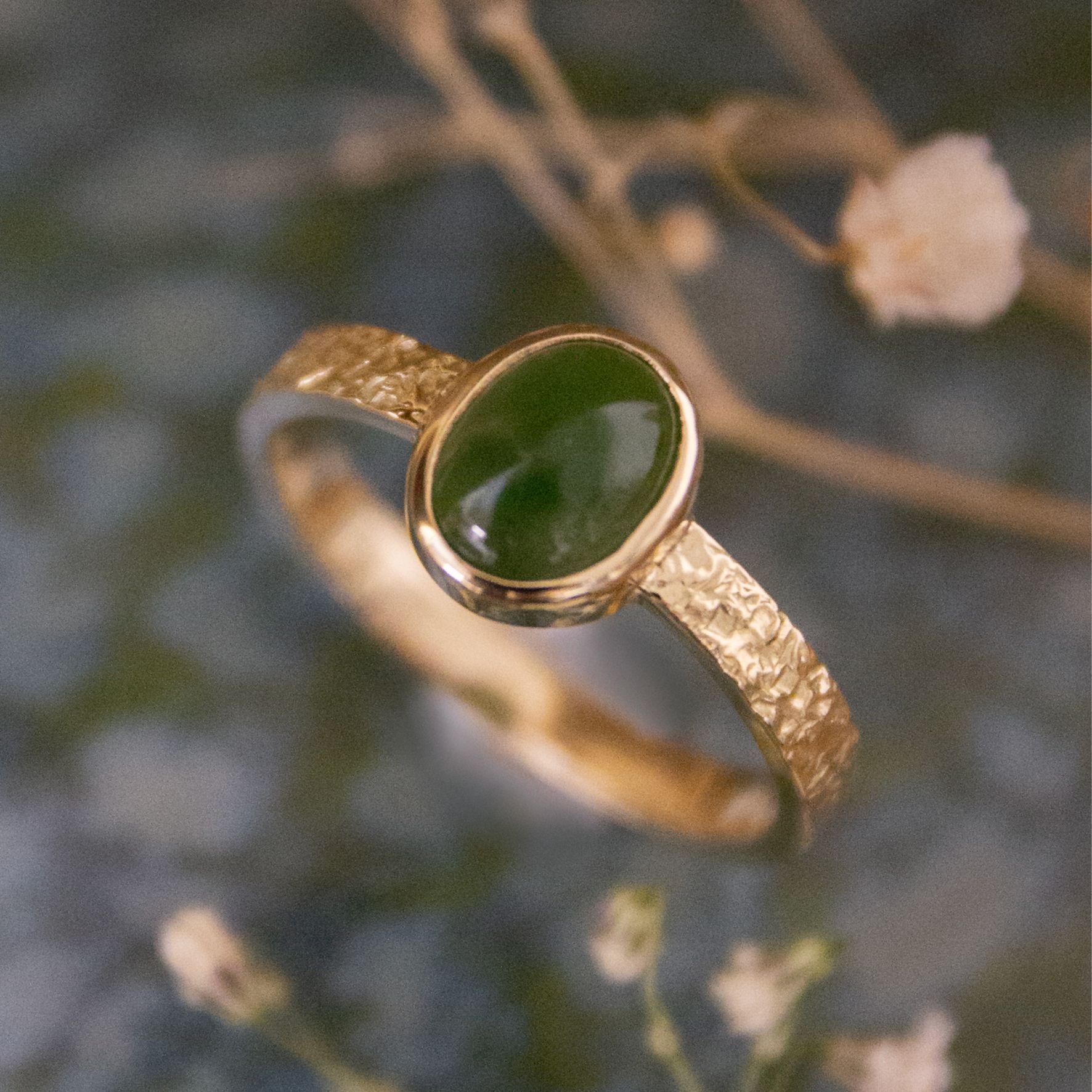 Gouden ring met Jade