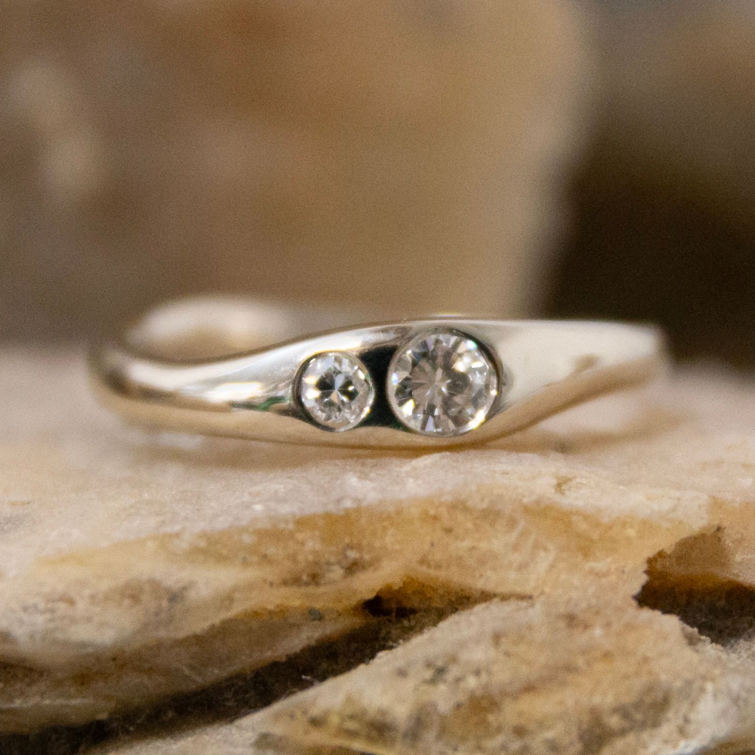 Witgouden ring met diamanten