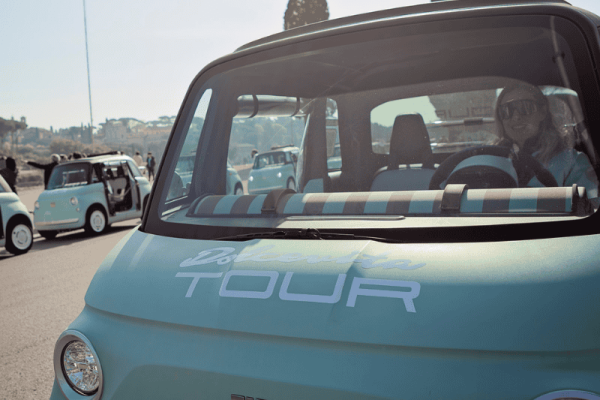 Panoramic Rome Tour in a Fiat Topolino.